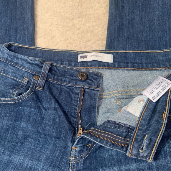 Levi’s 515 Bootcut Flap Pocket Medium Wash Size 8M - Picture 6 of 13
